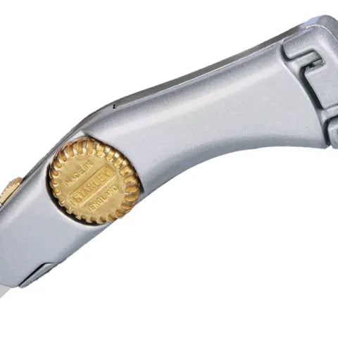 Stanley Titan retractable trimming knife with aluminium body and brass wheel lock, supplied with three blades.
