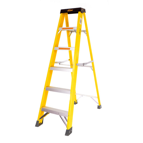 Vaunt v2002001 6 Tread Fibreglass Step Ladder – 1.67m