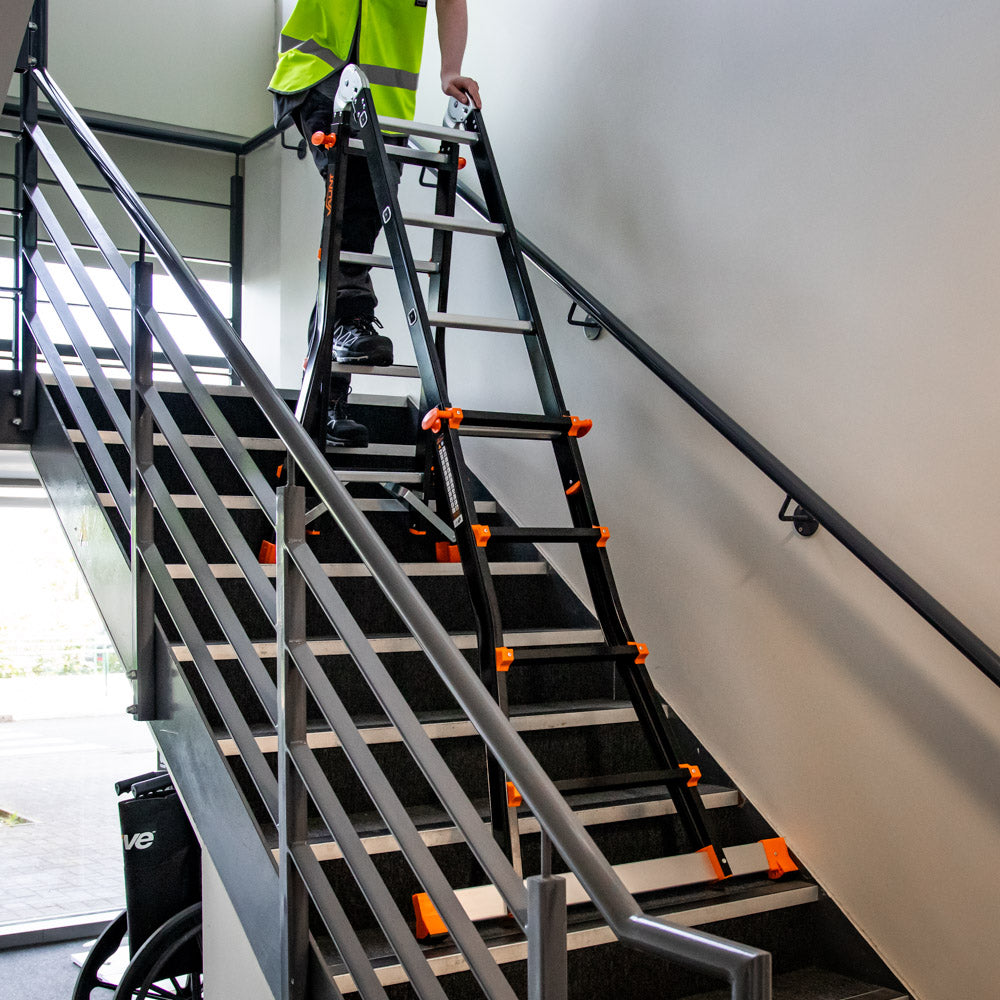Vaunt V2002010 Vaunt 4 Tread Telescopic Multi-Purpose Ladder